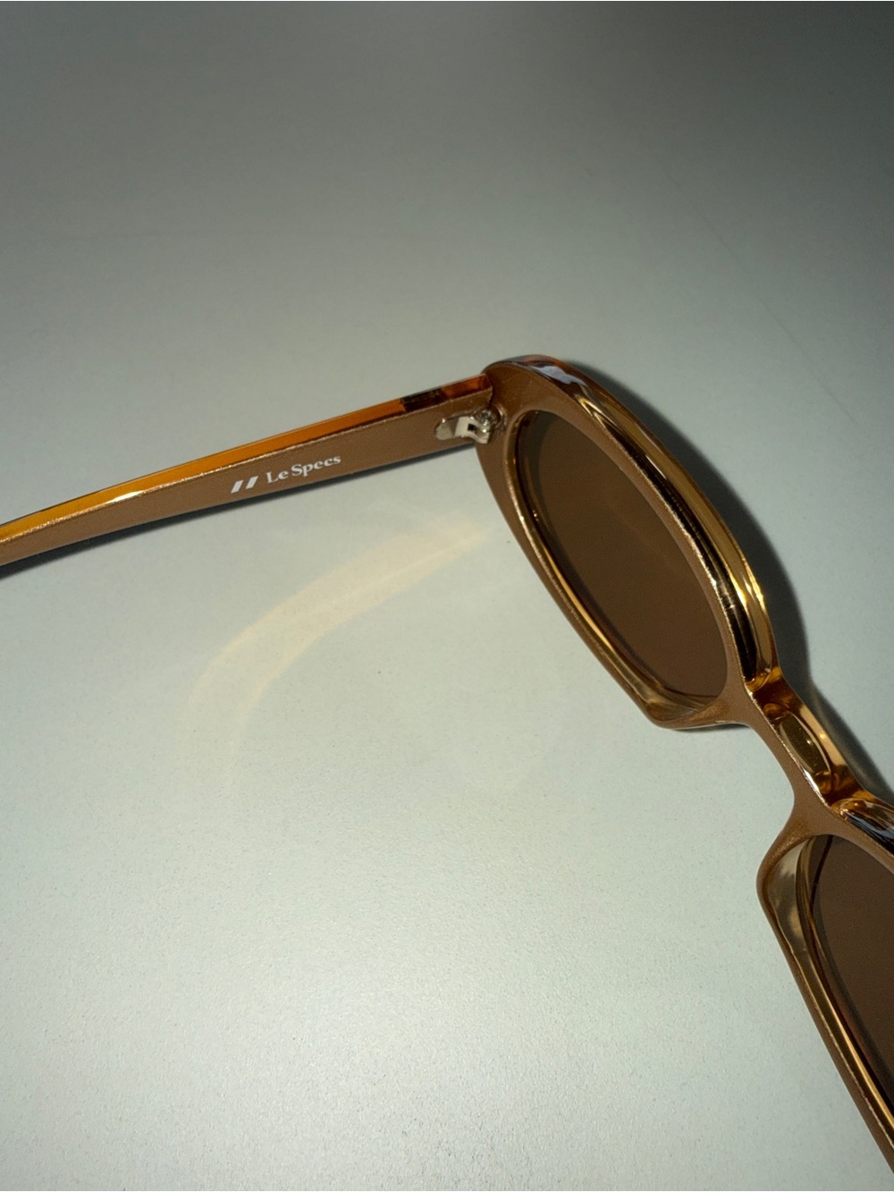 Le Specs Outta Love - 2 pairs Carmel and Tort - Picture 5 of 7